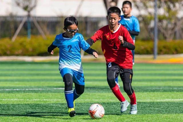媒体人：王俊杰遇到渡边雄太&在对位上完全吃瘪 这是成长重要一课